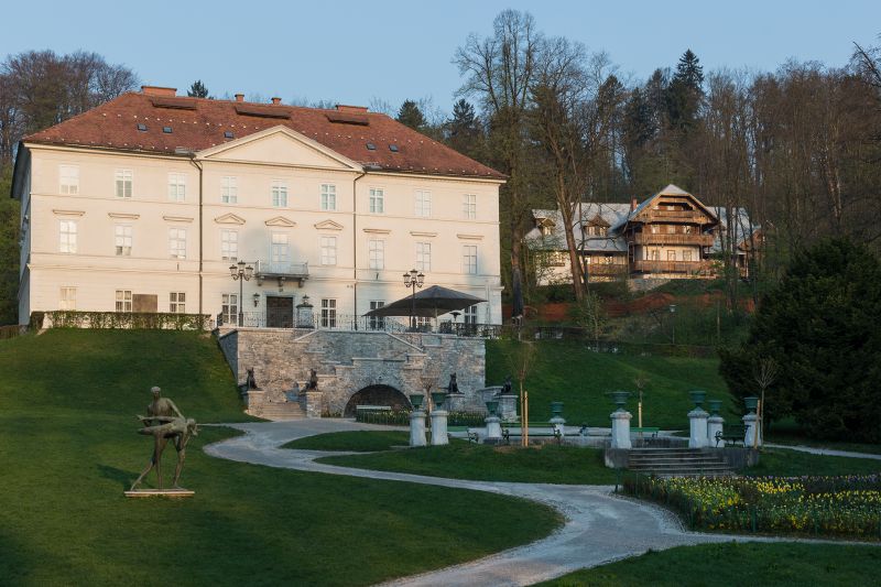 Winner small image - MGLC