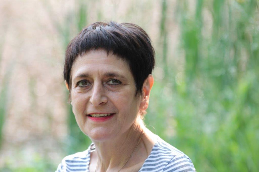 Winner small image - Marjam Azemoun PraXis für Theater und kreative Lebensgestaltung – künstlerisch-psychologisches Coaching